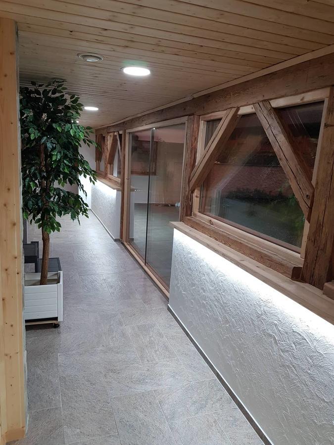 Statek 3 - Wellness & Spa Hotel ฮลูโบกา นาด เวิลตาวู ภายนอก รูปภาพ